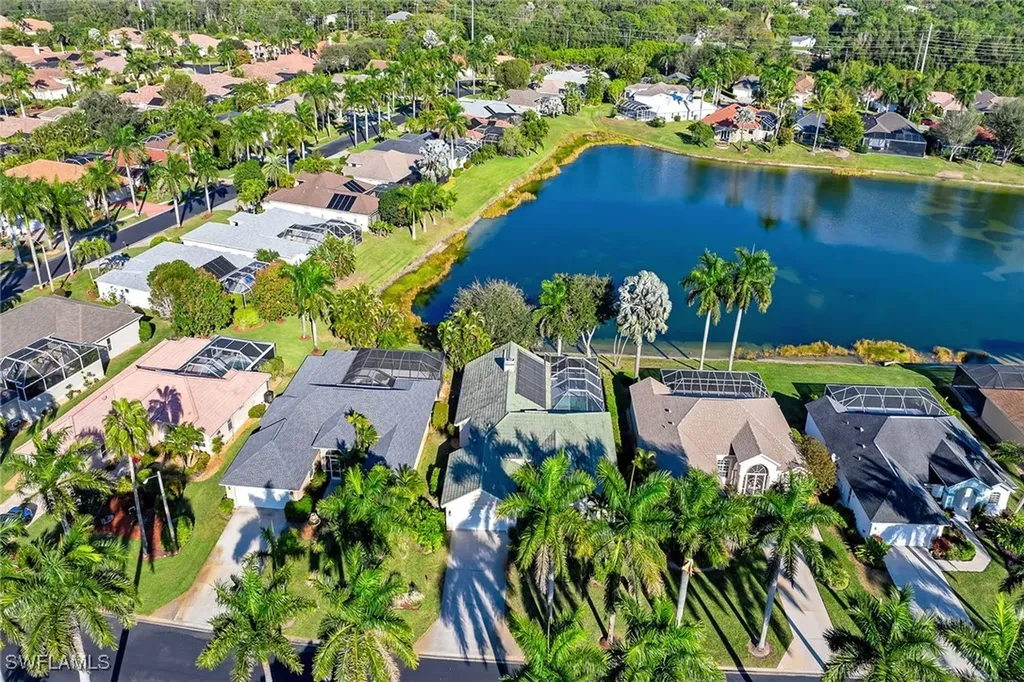 934 Marble Drive Naples FL 34104