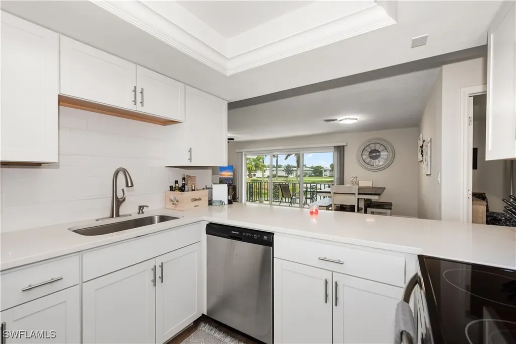 221 Palm Drive Naples FL 34112