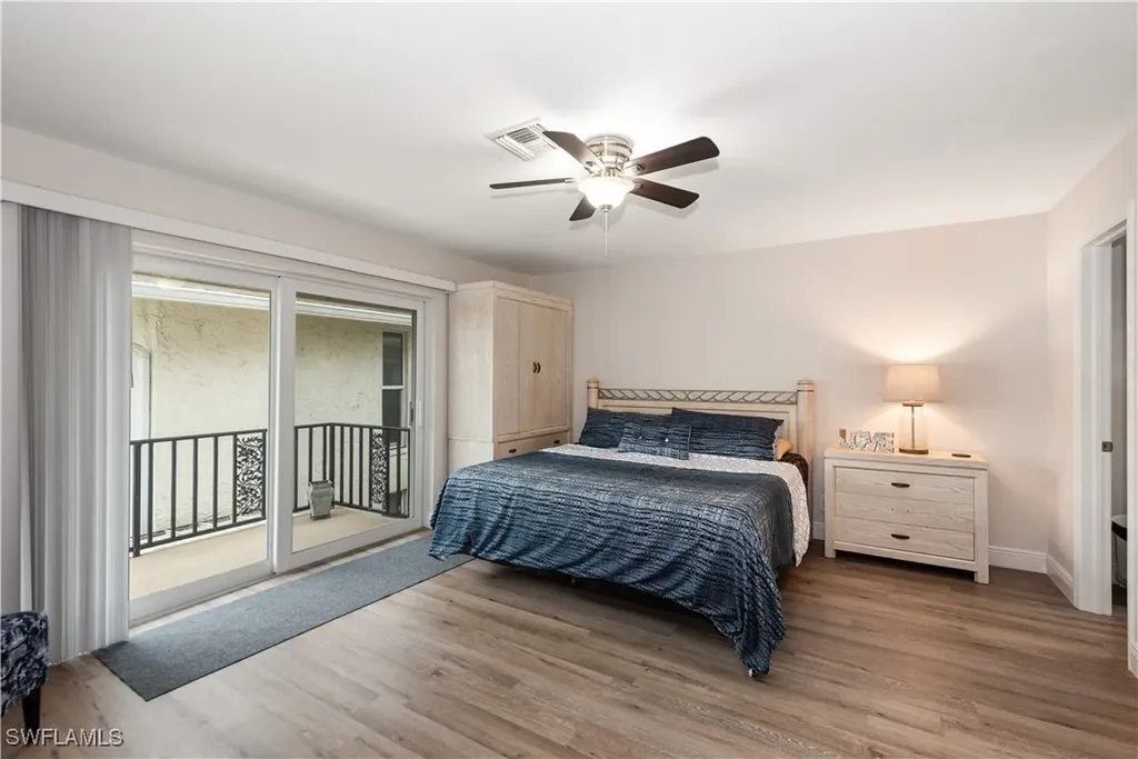 221 Palm Drive Naples FL 34112