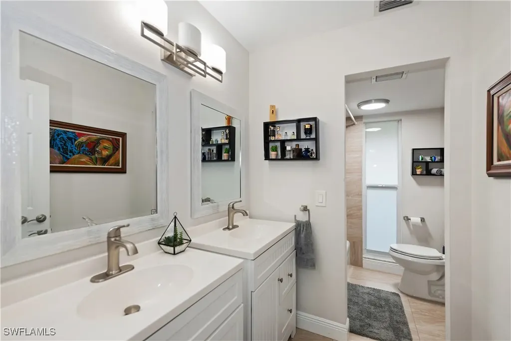 221 Palm Drive Naples FL 34112