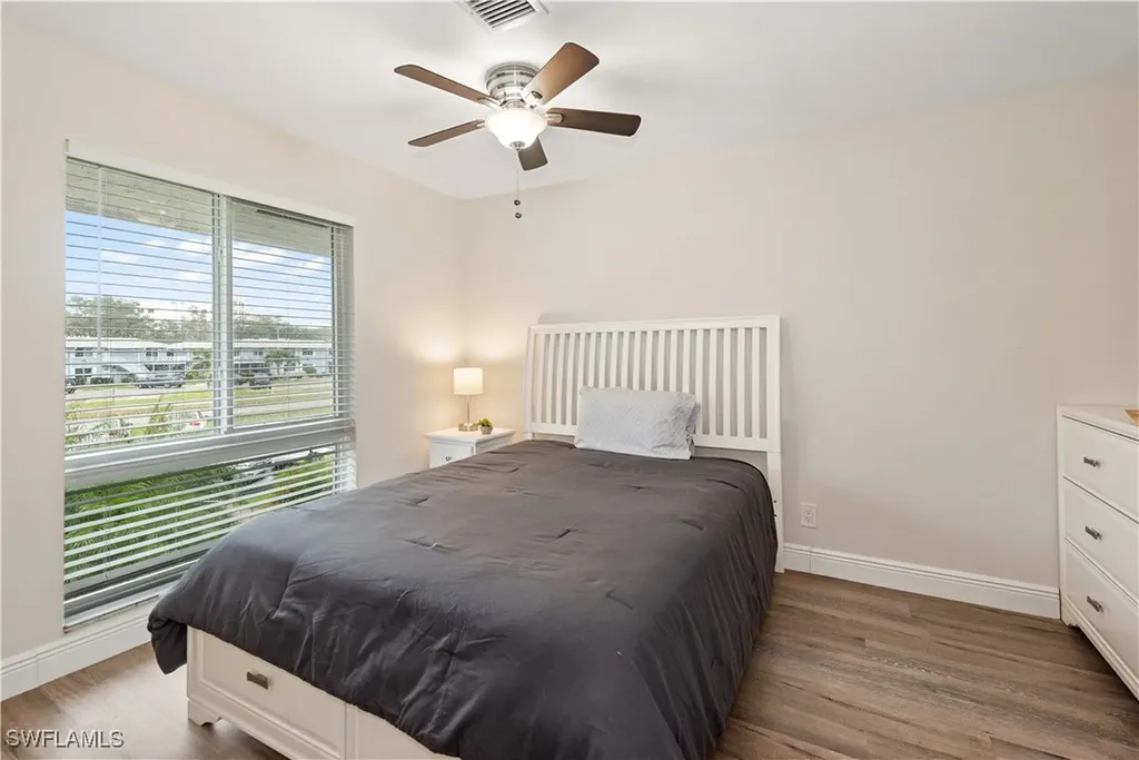 221 Palm Drive Naples FL 34112