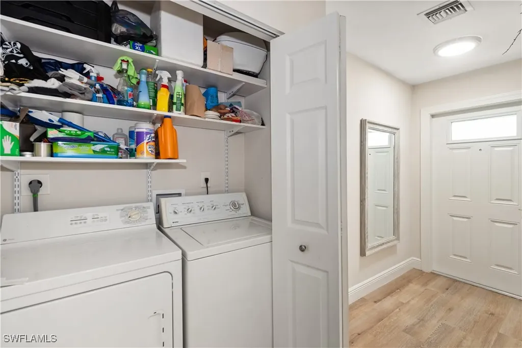 221 Palm Drive Naples FL 34112