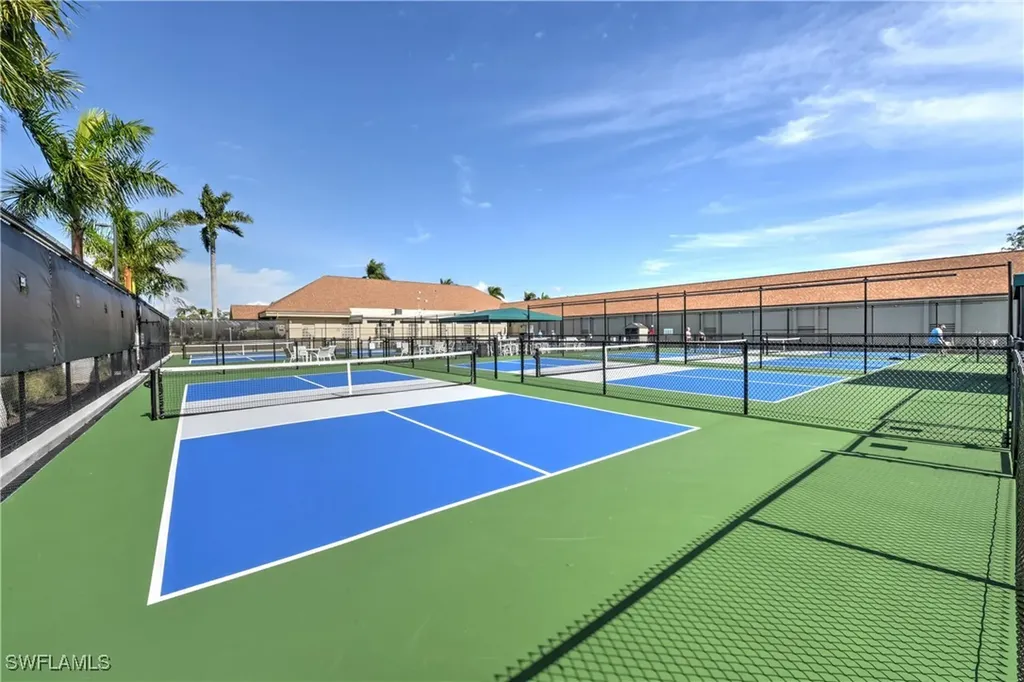 221 Palm Drive Naples FL 34112