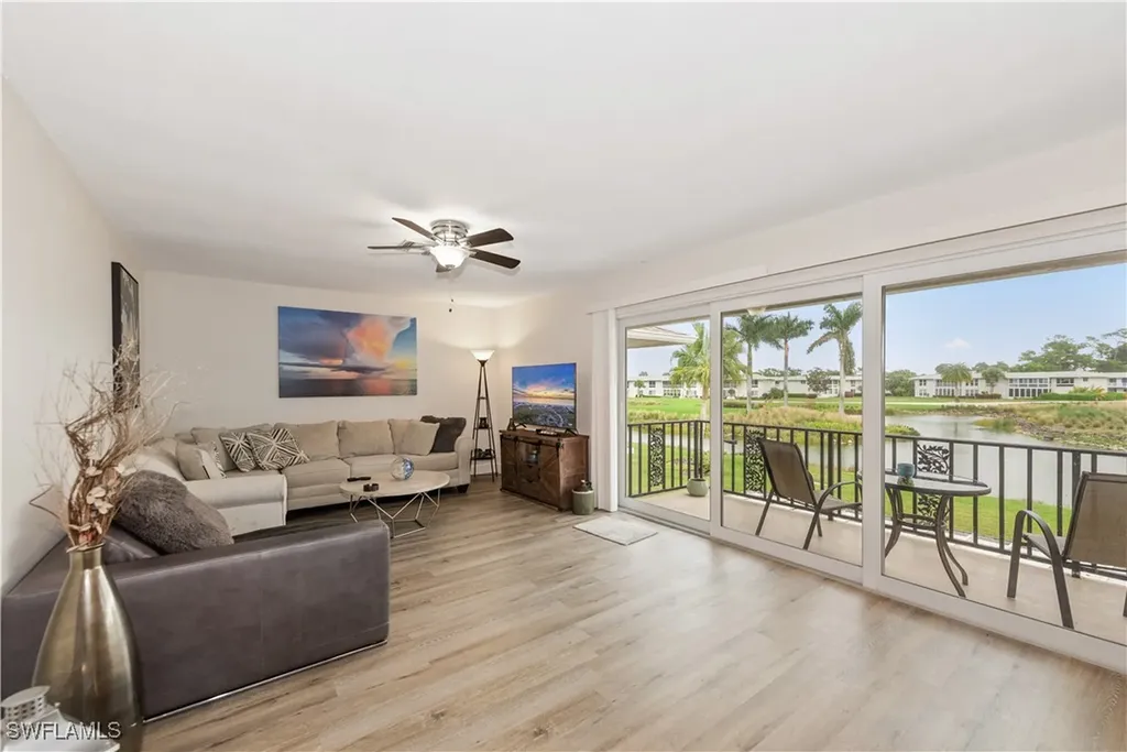 221 Palm Drive Naples FL 34112