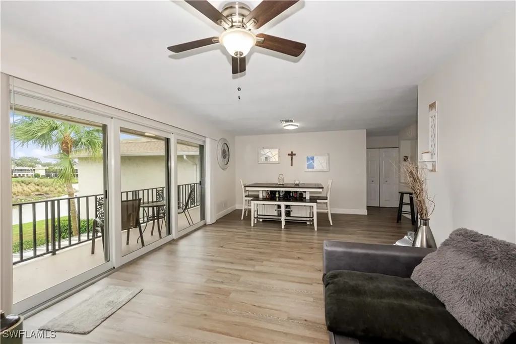 221 Palm Drive Naples FL 34112