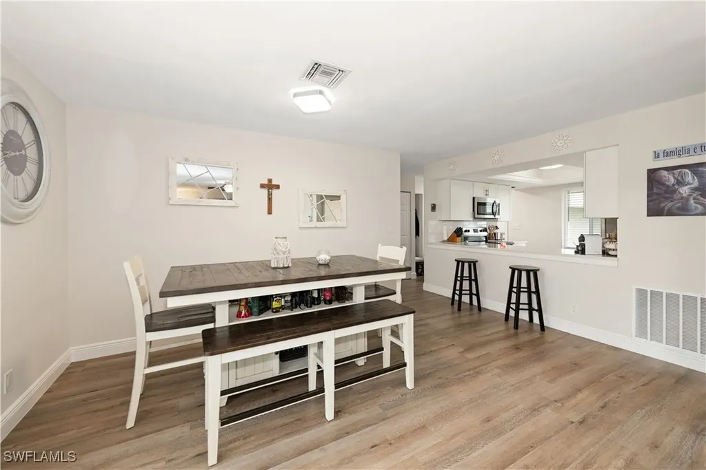 221 Palm Drive Naples FL 34112