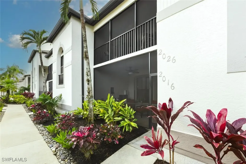 8370 Heritage Links Court Naples FL 34112