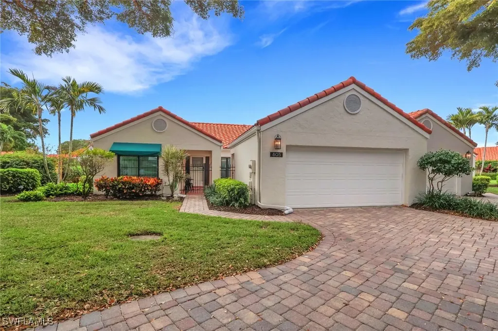 805 Reef Point Circle Naples FL 34108