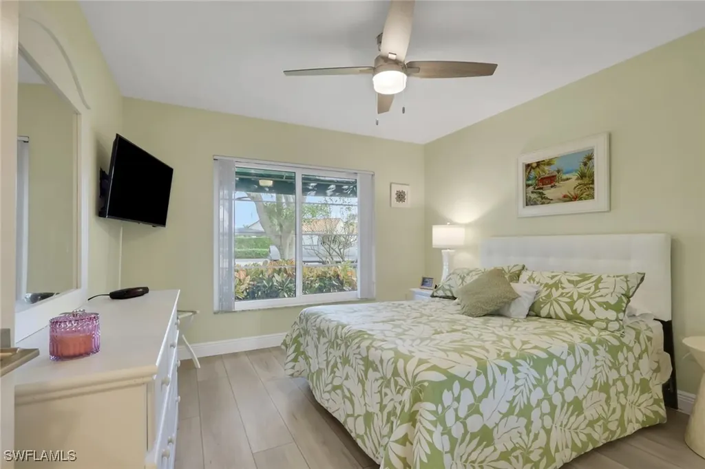 805 Reef Point Circle Naples FL 34108