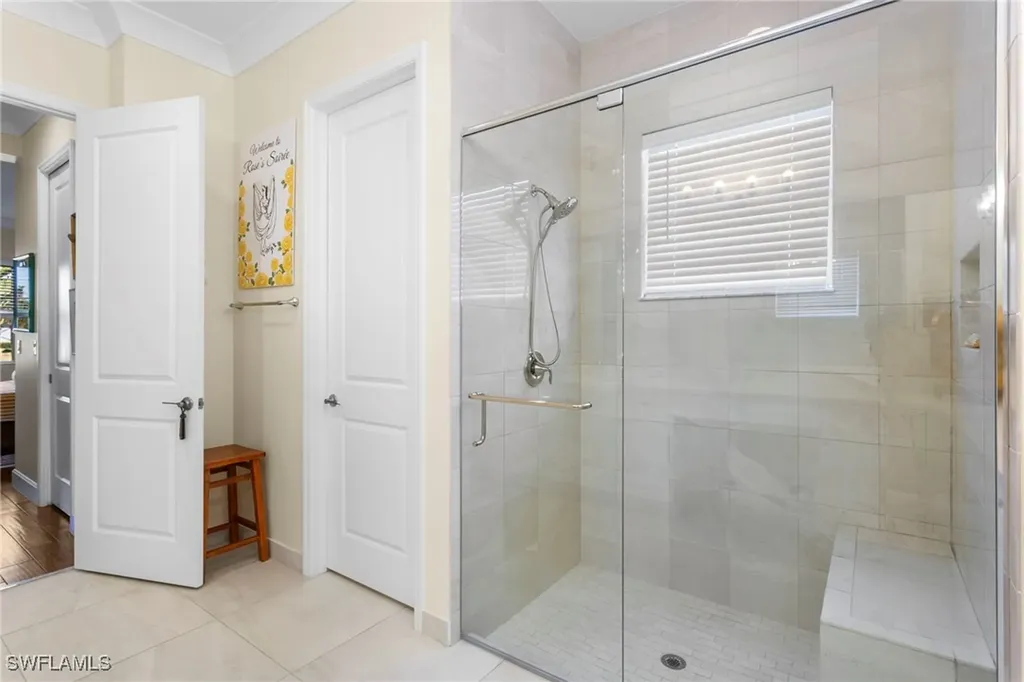 11528 Jacaranda Drive Naples FL 34120