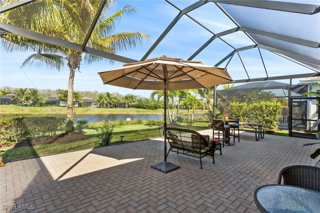 11528 Jacaranda Drive Naples FL 34120