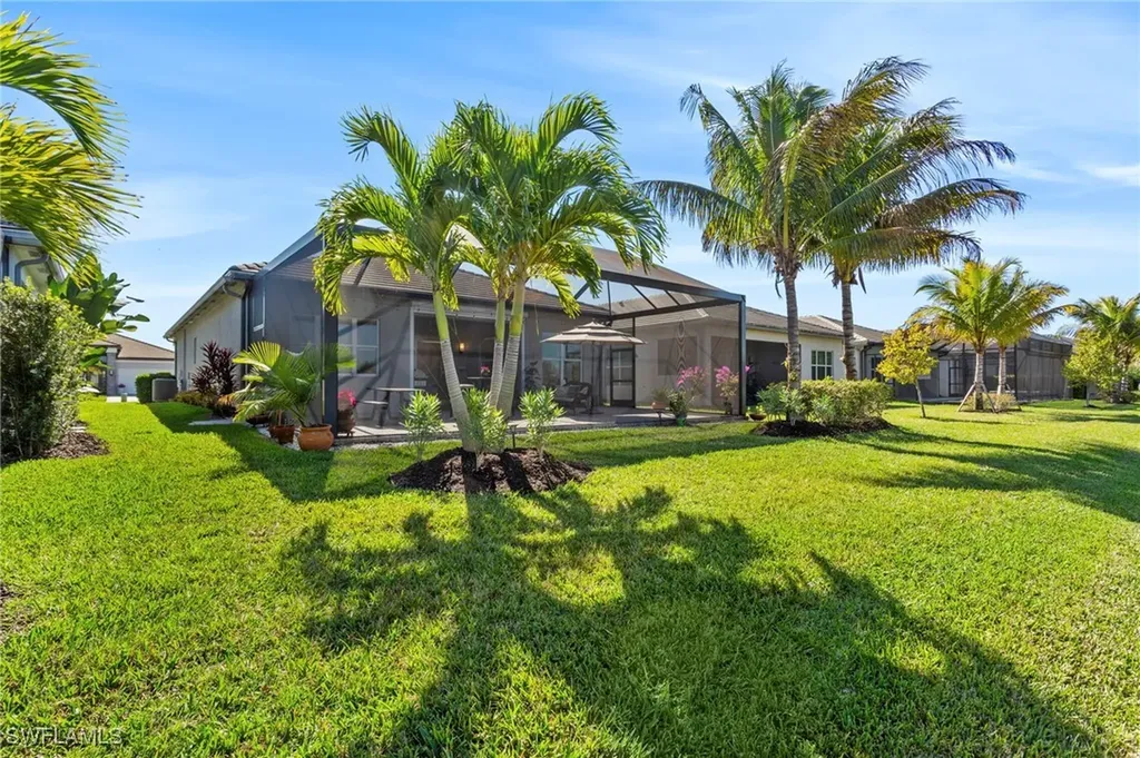 11528 Jacaranda Drive Naples FL 34120