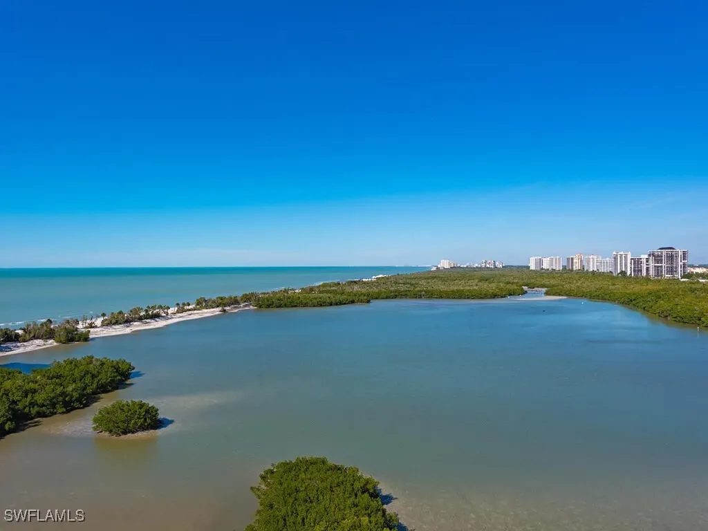 60 Seagate Drive Naples FL 34103