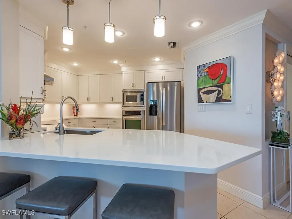 60 Seagate Drive Naples FL 34103