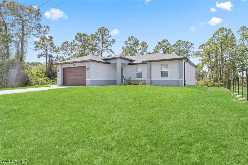 726 Giorgio Avenue S Lehigh Acres FL 33974