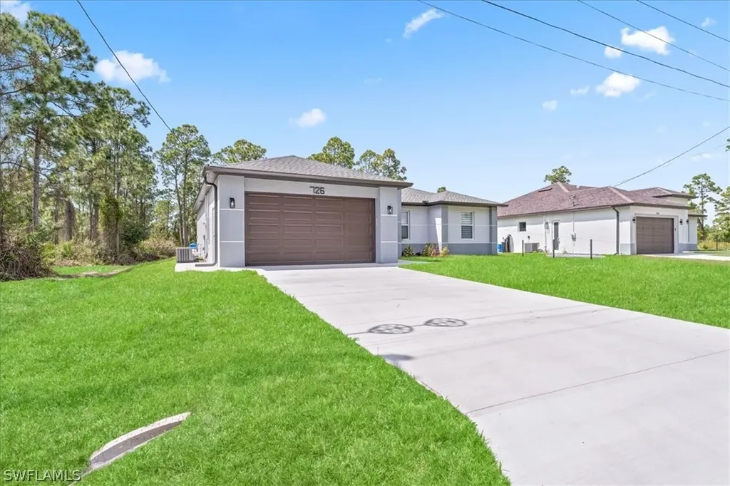 726 Giorgio Avenue S Lehigh Acres FL 33974