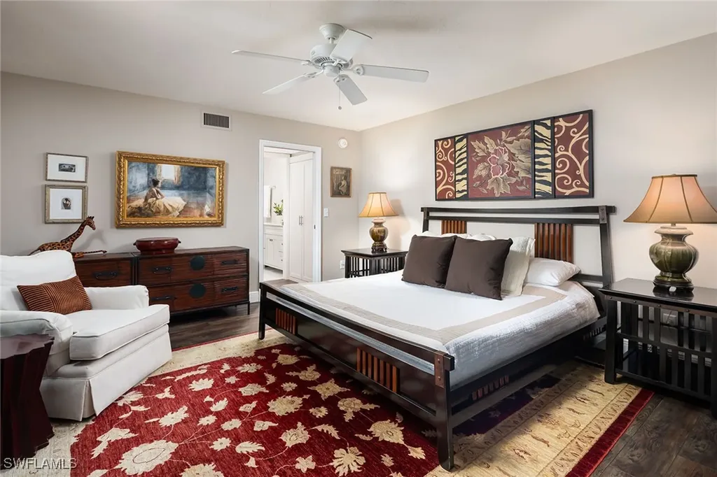 465 Broad Avenue S Naples FL 34102
