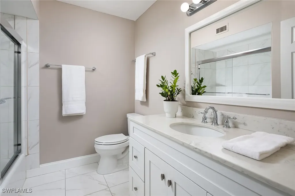 465 Broad Avenue S Naples FL 34102