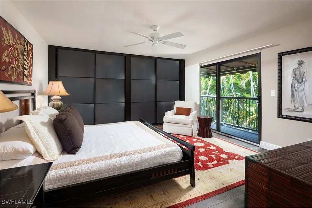 465 Broad Avenue S Naples FL 34102