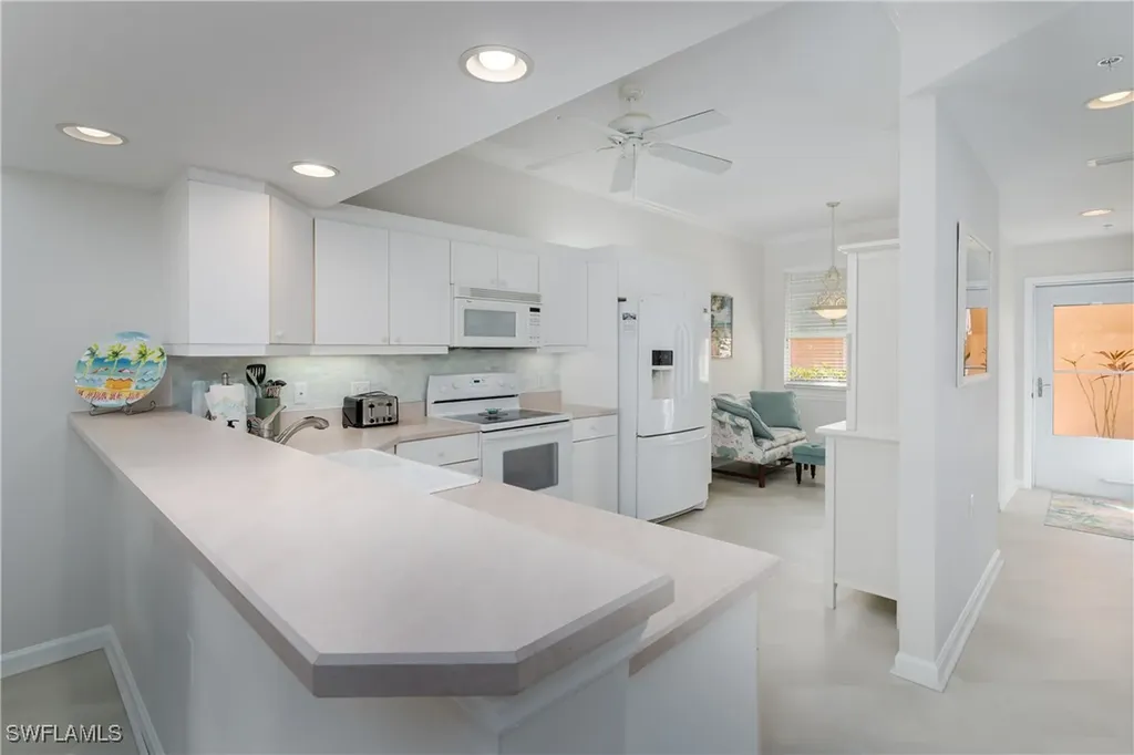 6800 Beach Resort Drive Naples FL 34114