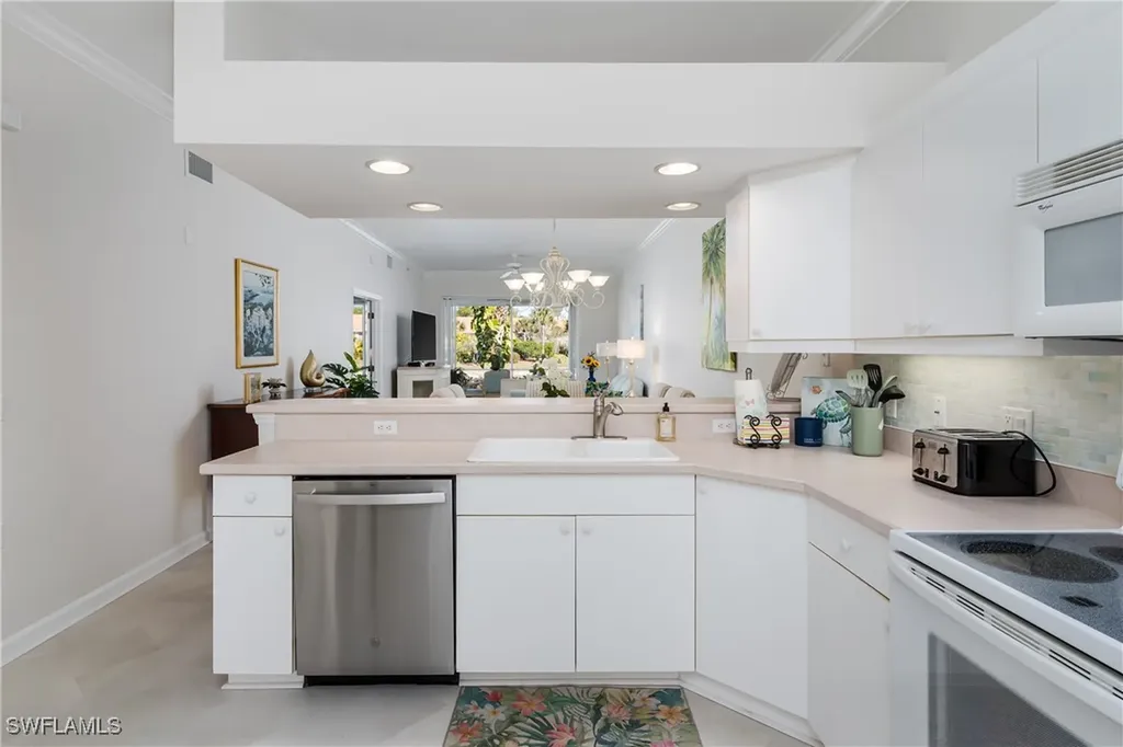 6800 Beach Resort Drive Naples FL 34114