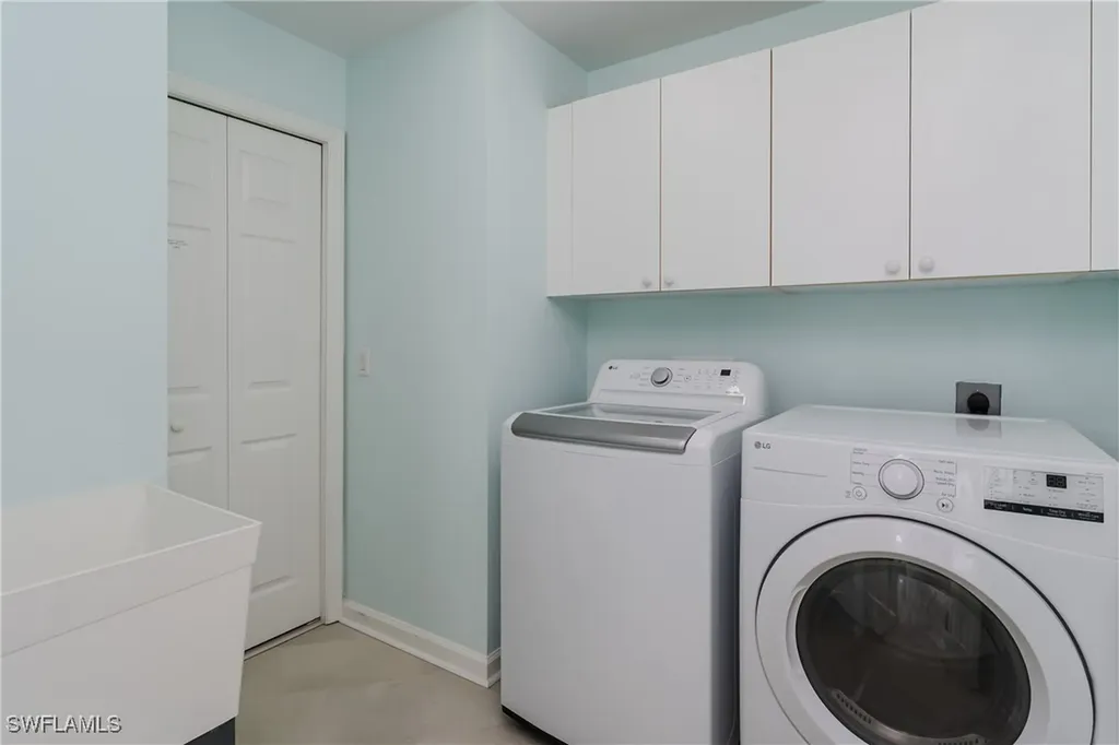 6800 Beach Resort Drive Naples FL 34114