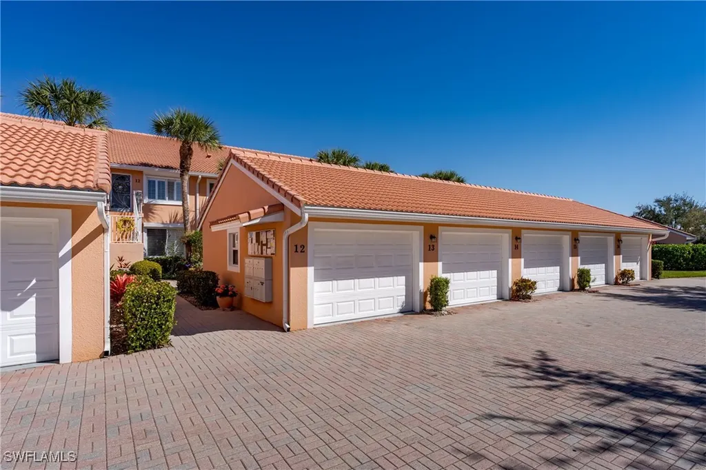 6800 Beach Resort Drive Naples FL 34114