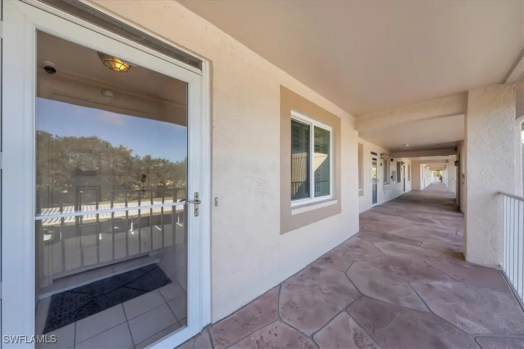 7320 Glenmoor Lane Naples FL 34104