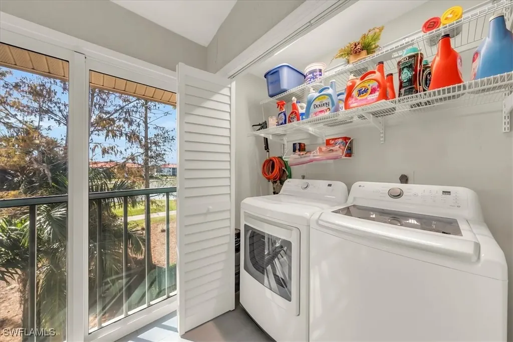7320 Glenmoor Lane Naples FL 34104