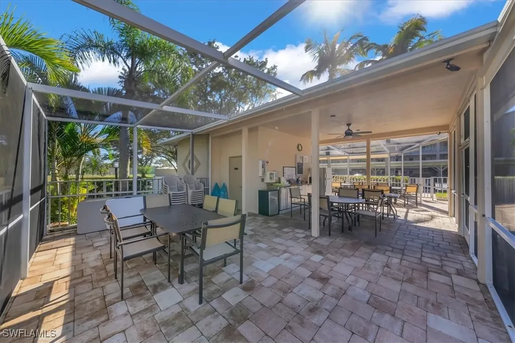 7320 Glenmoor Lane Naples FL 34104