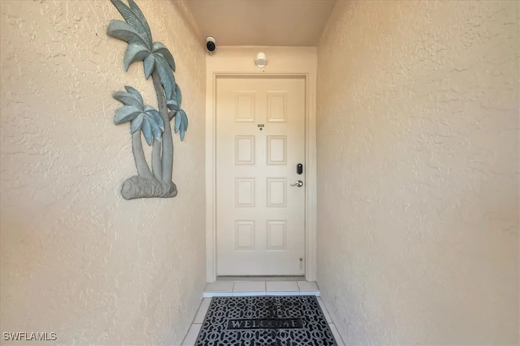 7320 Glenmoor Lane Naples FL 34104
