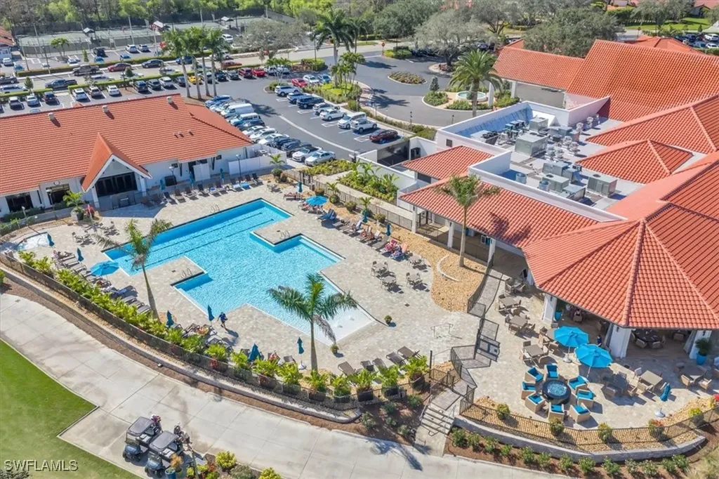7320 Glenmoor Lane Naples FL 34104