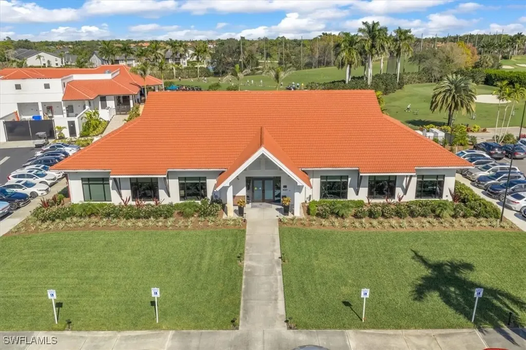 7320 Glenmoor Lane Naples FL 34104