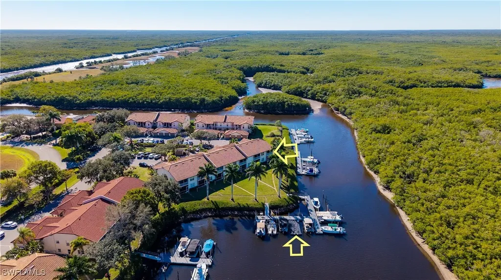 162 Newport Drive Naples FL 34114