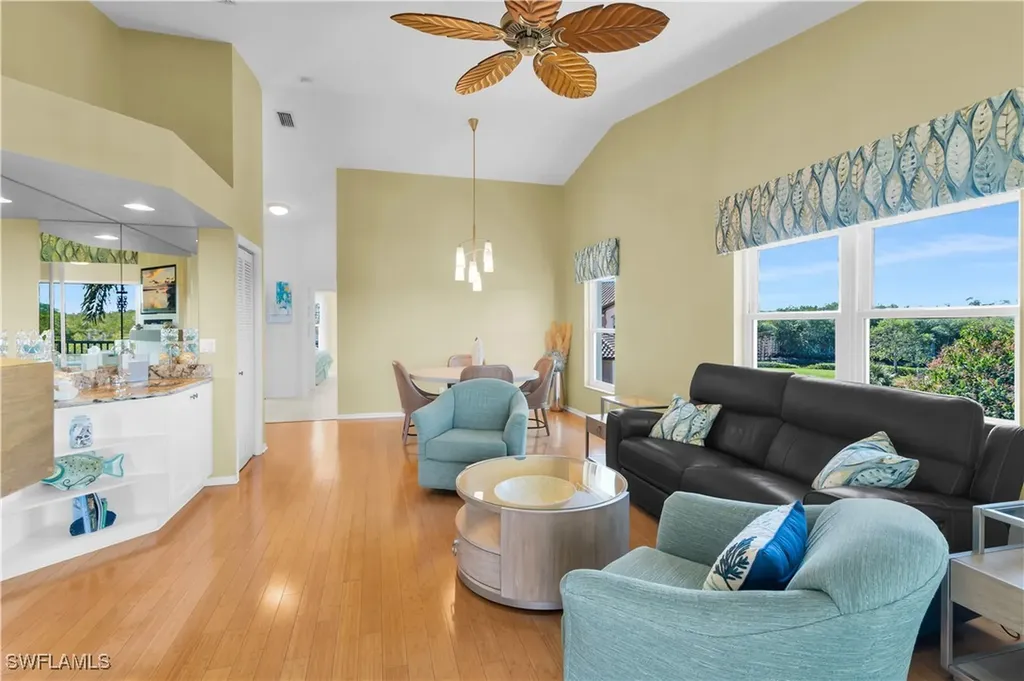 162 Newport Drive Naples FL 34114
