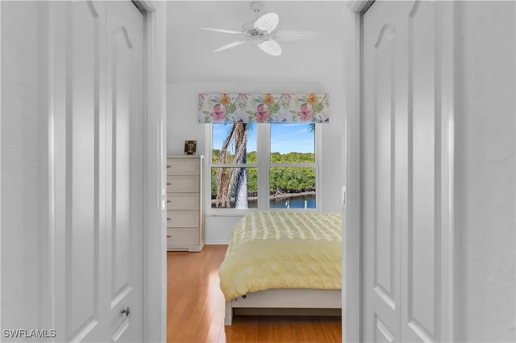 162 Newport Drive Naples FL 34114