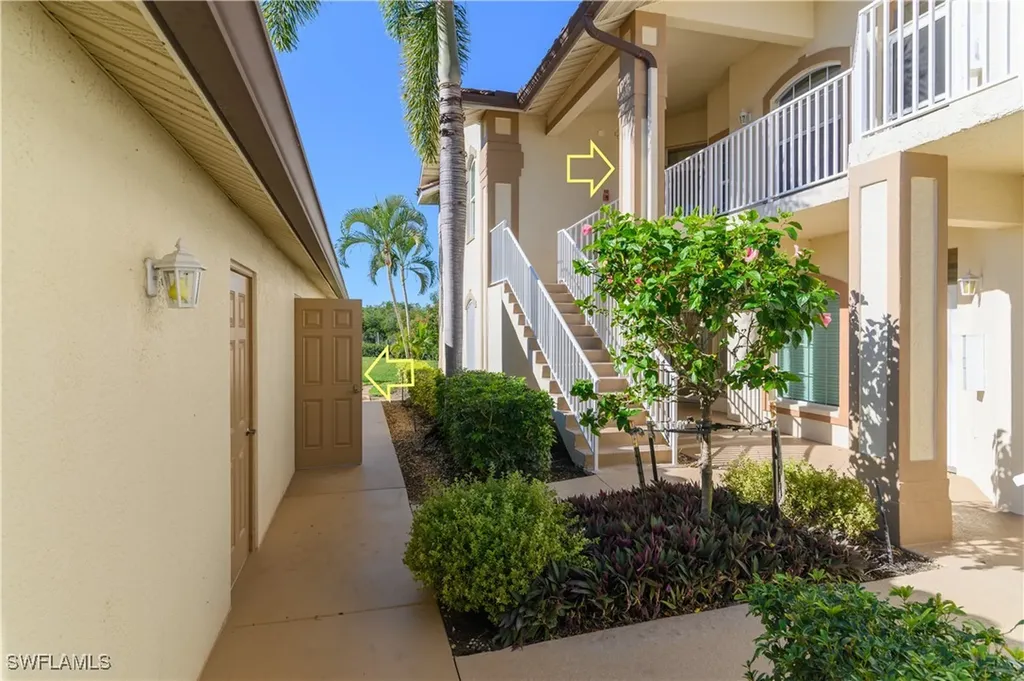 162 Newport Drive Naples FL 34114