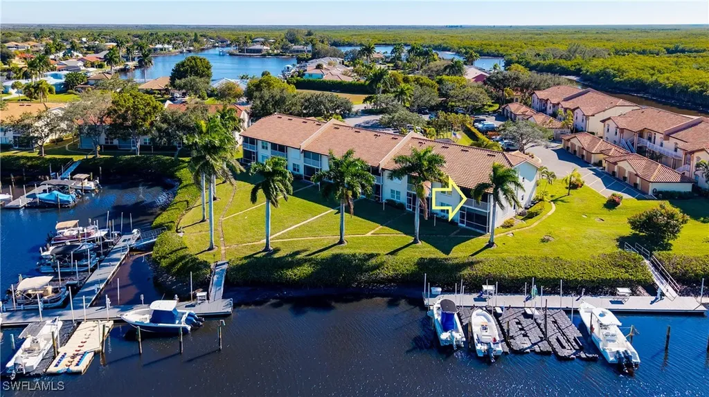 162 Newport Drive Naples FL 34114