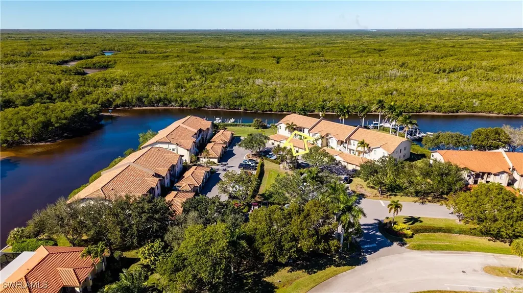 162 Newport Drive Naples FL 34114