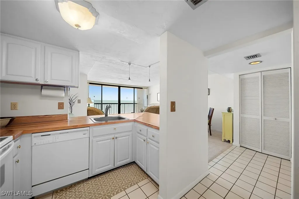 26300 Hickory Boulevard Bonita Springs FL 34134