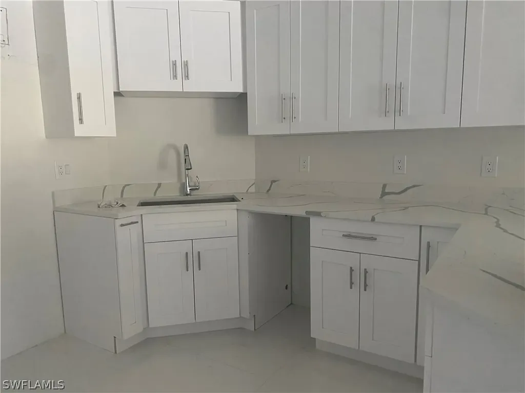 5 Bluebill Avenue Naples FL 34108