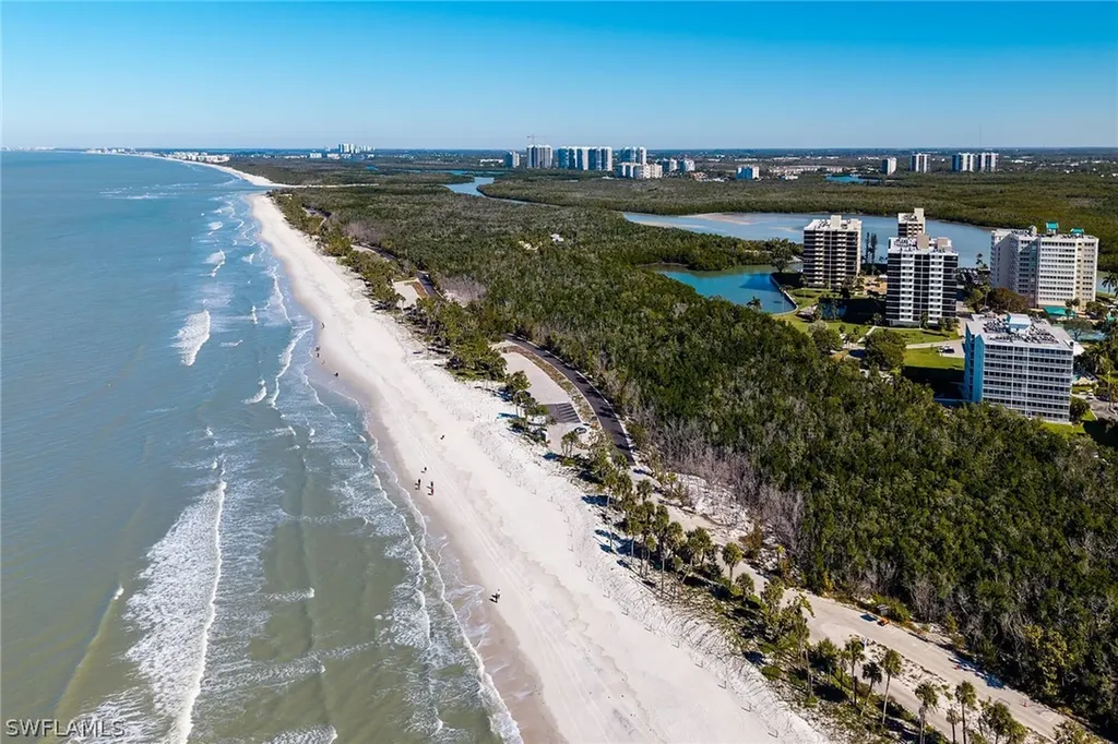 5 Bluebill Avenue Naples FL 34108