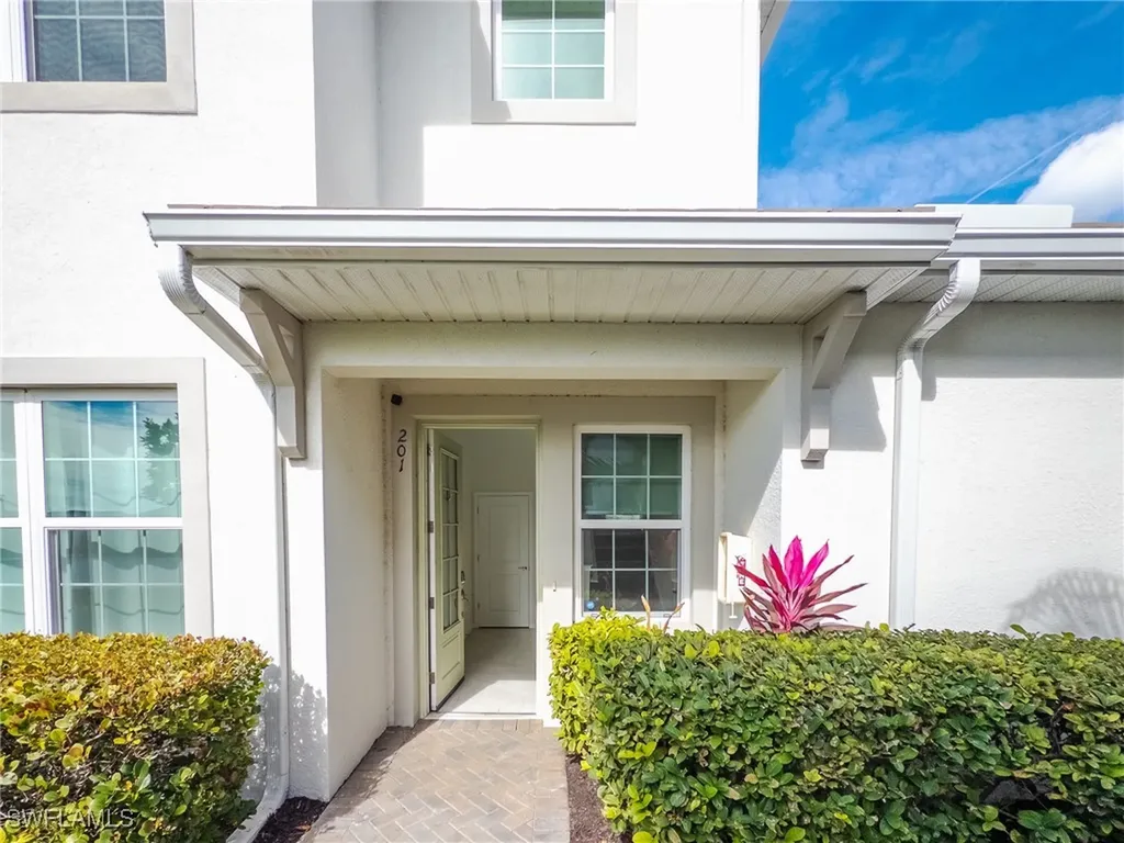 4721 Arboretum Circle Naples FL 34112