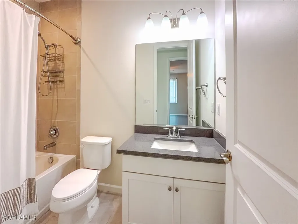 4721 Arboretum Circle Naples FL 34112