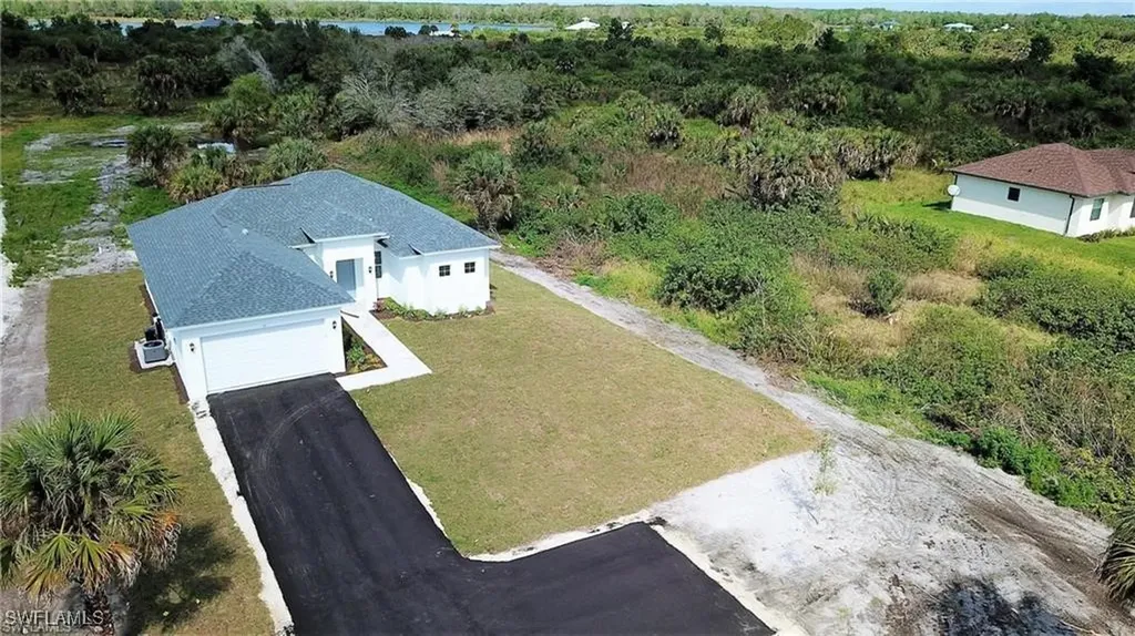 2872 64th Avenue NE Naples FL 34120