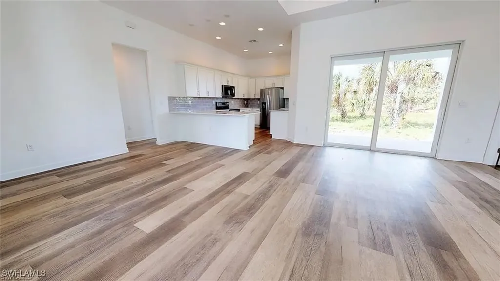 2872 64th Avenue NE Naples FL 34120