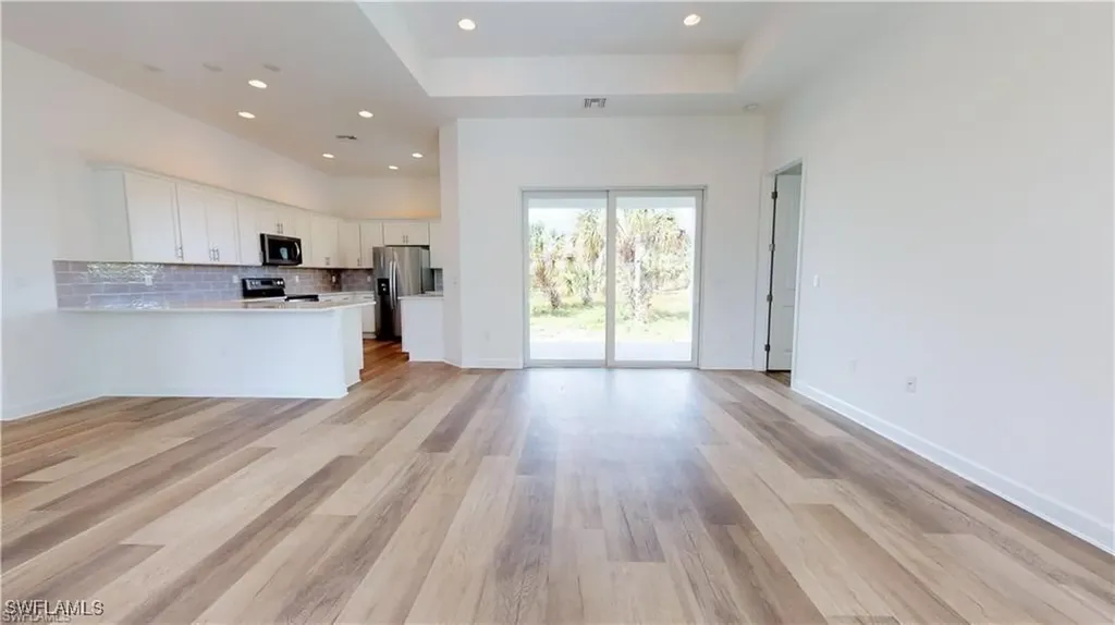 2872 64th Avenue NE Naples FL 34120