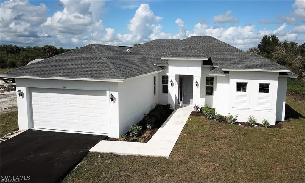 2872 64th Avenue NE Naples FL 34120