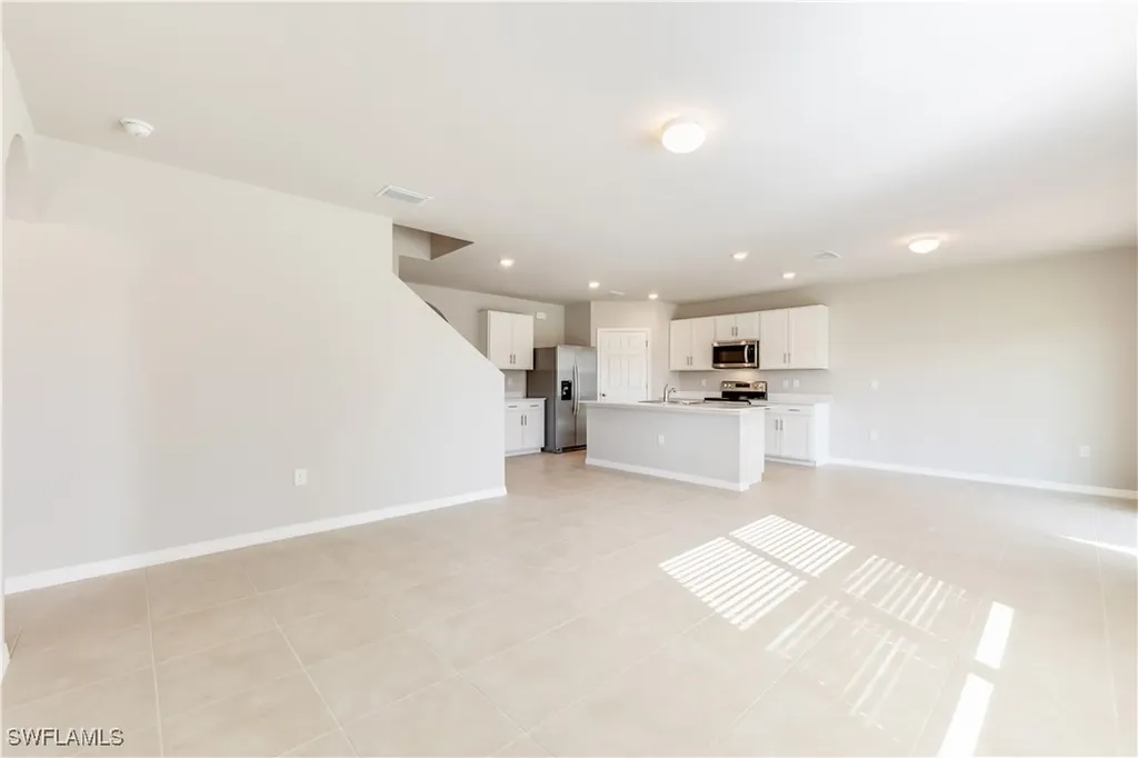 1401 NE 5th Place Cape Coral FL 33909