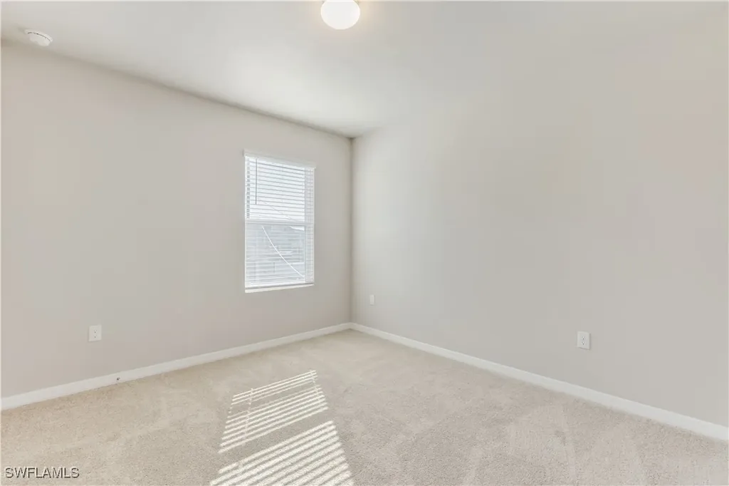 1401 NE 5th Place Cape Coral FL 33909